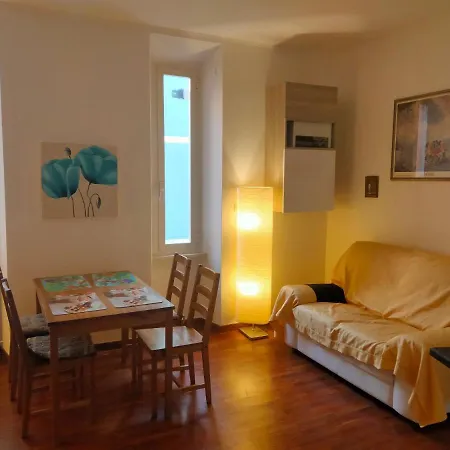 Apartment House Appartament Near San Pietro *