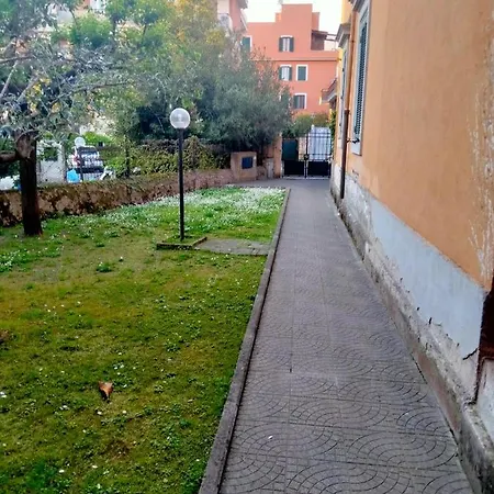 House Appartament Near San Pietro Róma