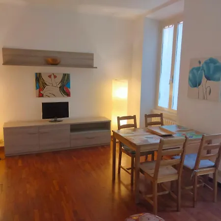 House Appartament Near San Pietro Apartment *